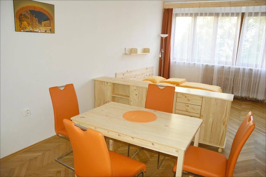Apartmany Machek Прага Екстер'єр фото